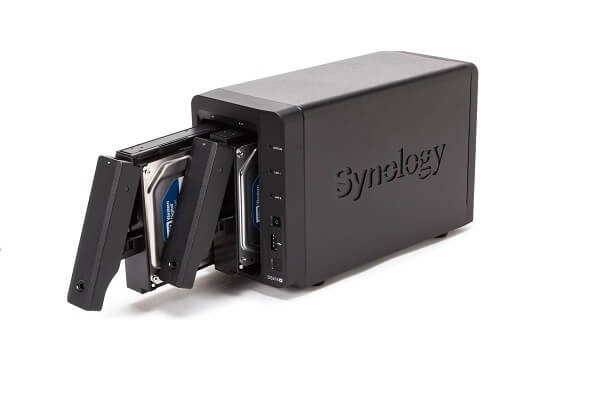最大的外部硬盘驱动器：Synology